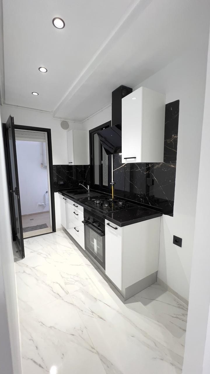 La Marsa El Aouina Location Appart. 1 pice Apprt splus 0    wahat