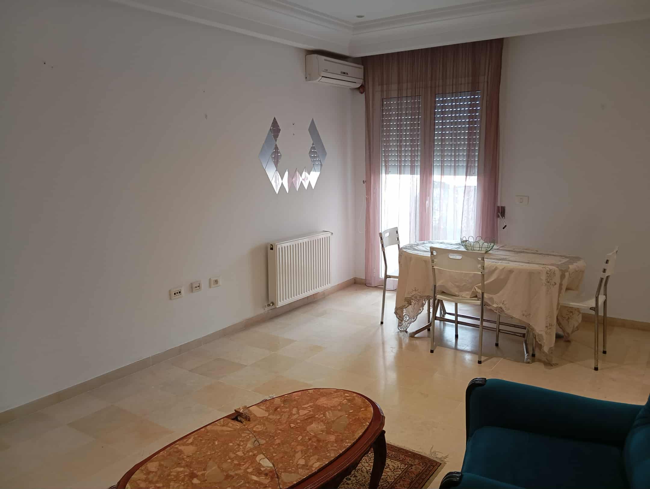 La Marsa El Aouina Vente Appart. 2 pices Apprt s  plus 2  lwahat