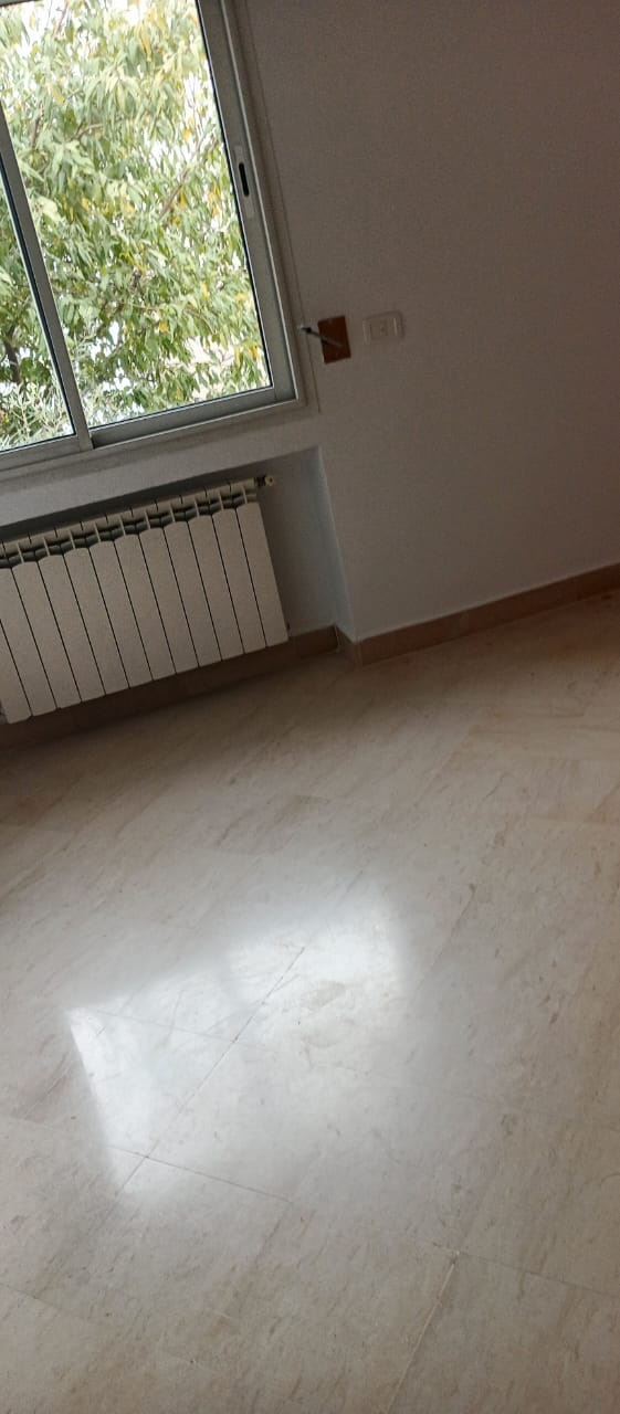 La Marsa&nbsp;El Aouina&nbsp;Location&nbsp;Appart. 4 pi�ces&nbsp;�tage de villa s3 � laouina