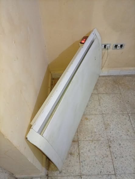 El Mourouj&nbsp;Cite El Wifak&nbsp;Chauffage&nbsp;Autre&nbsp;Chauffe bain gaz nat et radiateur elect murale