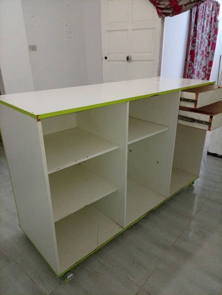 El Mourouj&nbsp;Cite Essalem&nbsp;Autres meubles&nbsp;Autres&nbsp;Comptoir pour comerce