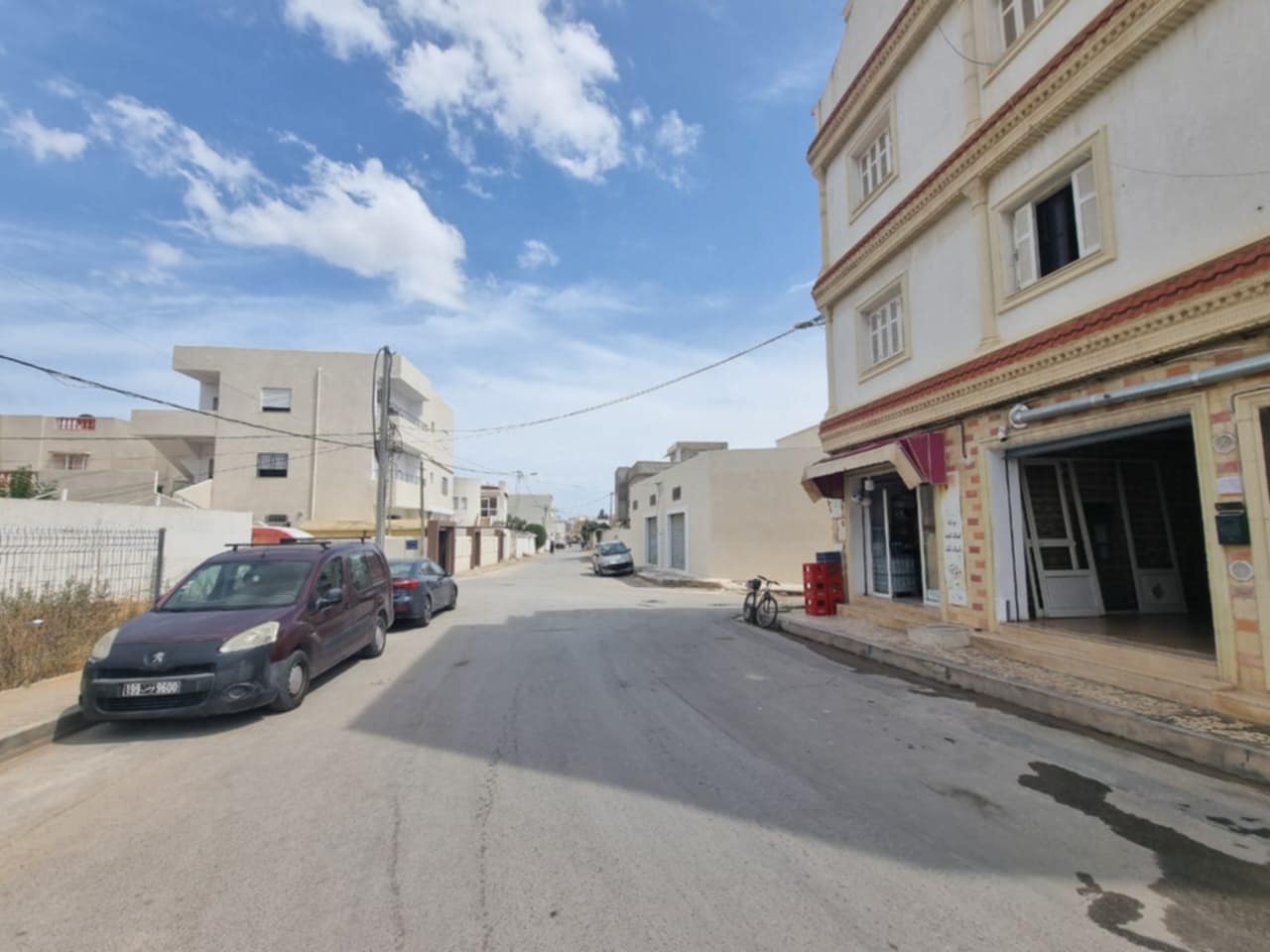 Raoued&nbsp;Cite Ennkhilet&nbsp;Bureaux & Commerces&nbsp;Fond de Commerce&nbsp;Restaurant