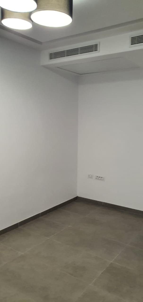 Ariana Ville Cite Ennasr 2 Bureaux & Commerces Bureau Appartement  usage de bureau