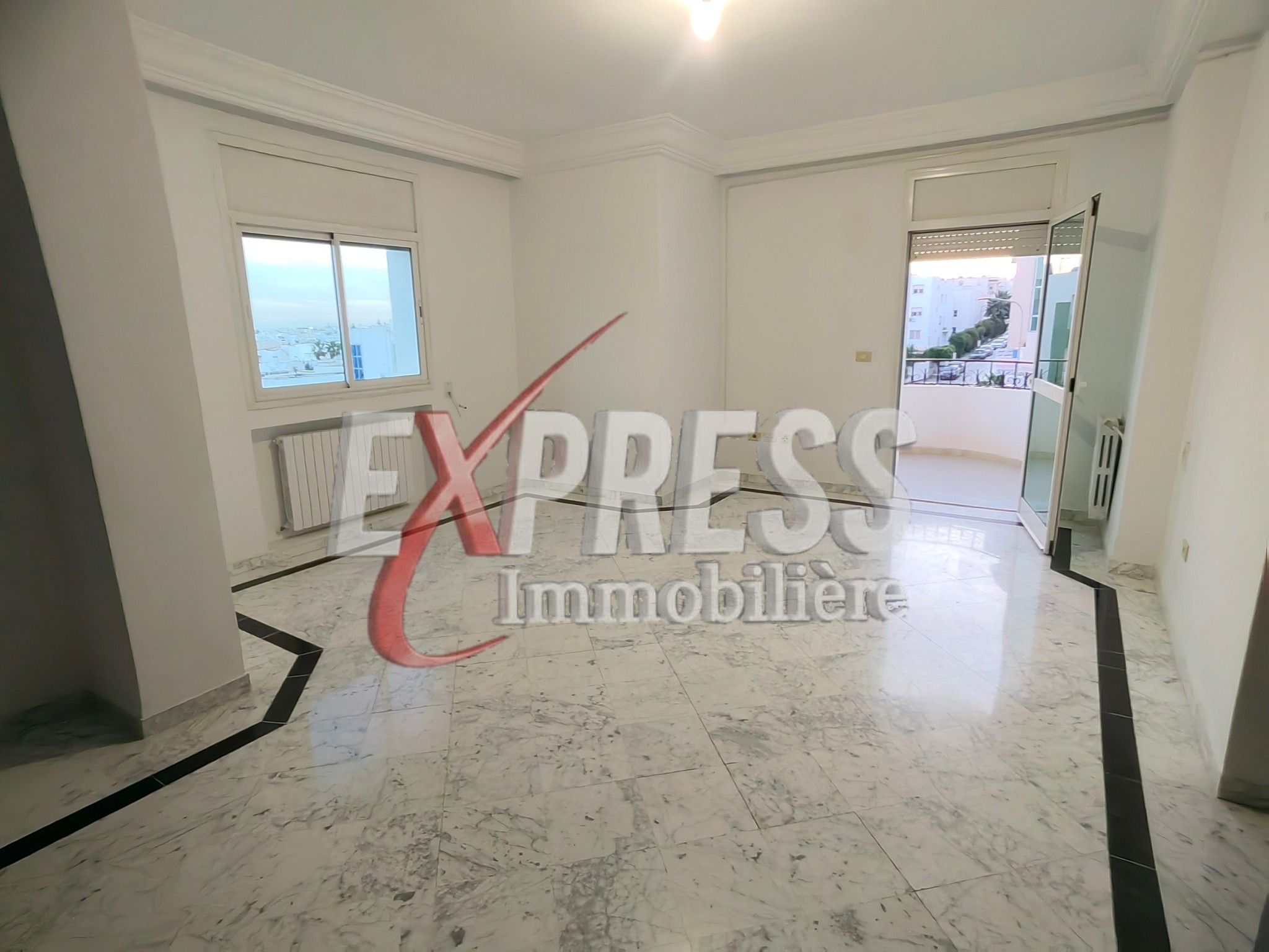 Ariana Ville Cite Ennasr 2 Location Appart. 4 pices Appartement s3  ennaser 2