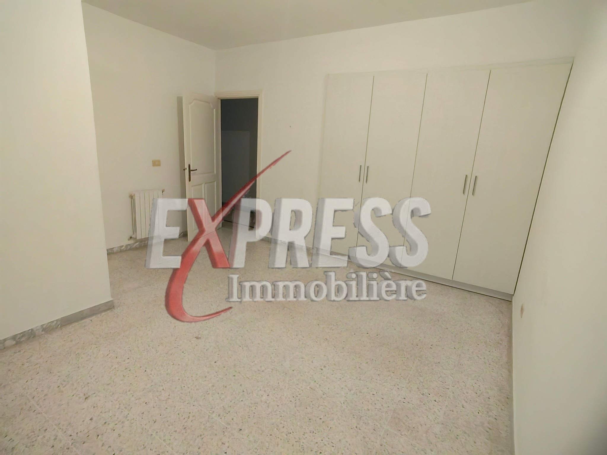 Ariana Ville Cite Ennasr 2 Location Appart. 4 pices Appartement s3  ennaser 2