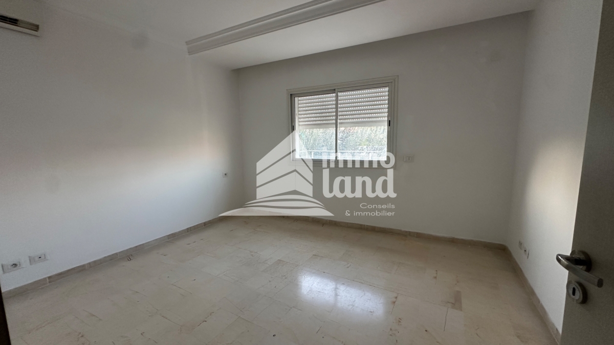 La Marsa Cite Erriadh Location Appart. 3 pices Appartement s3  usage bureautique  la marsa