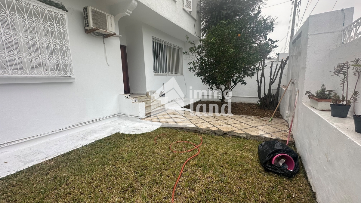 La Marsa&nbsp;Cite El Ahmadi&nbsp;Location&nbsp;Appart. 3 pi�ces&nbsp;Rdc de villa s3 avc entr�e ind�pendante � la marsa