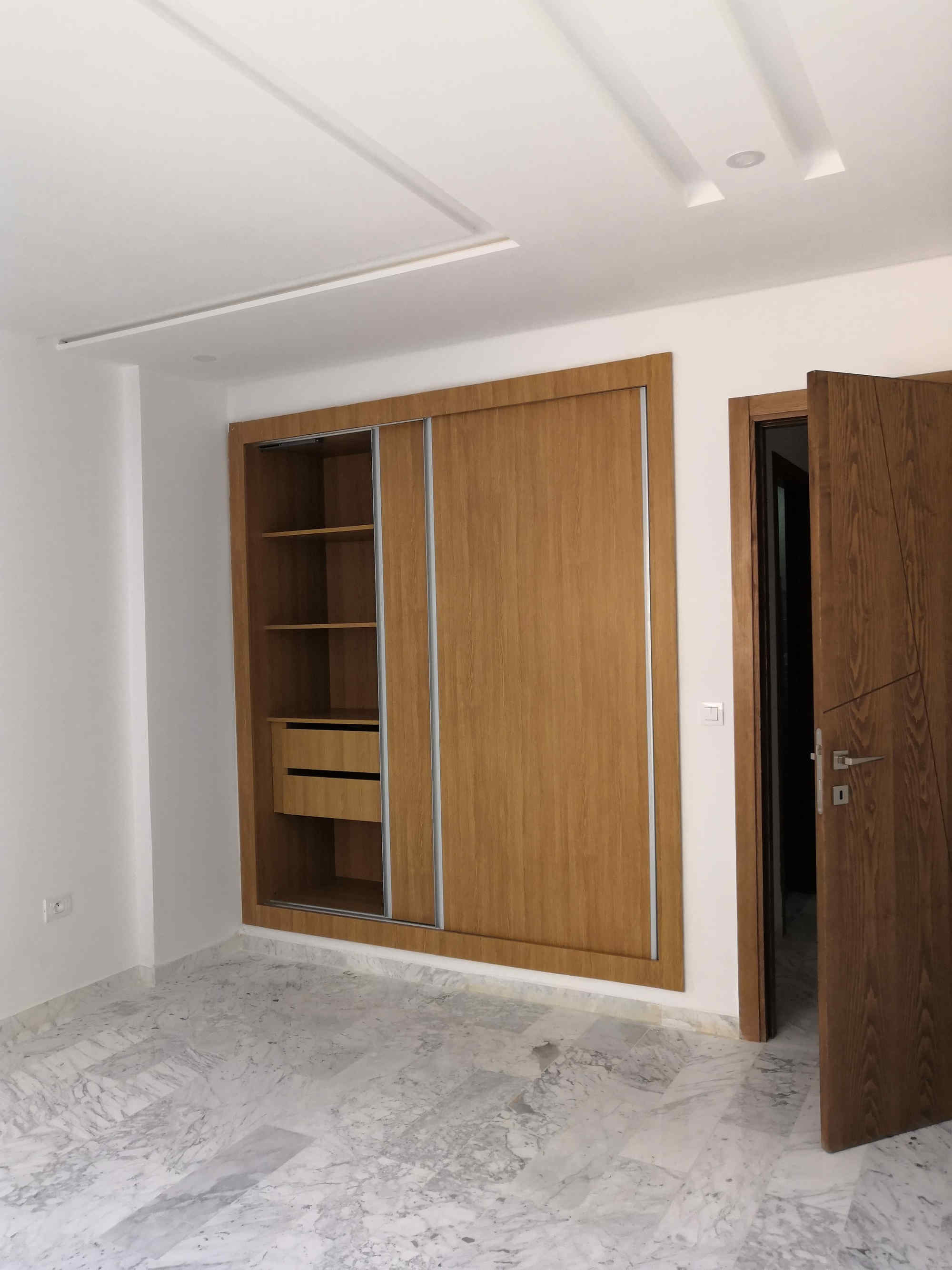 Ain Zaghouan&nbsp;Ain Zaghouan&nbsp;Location&nbsp;Appart. 2 pi�ces&nbsp;Bel appt s plus1