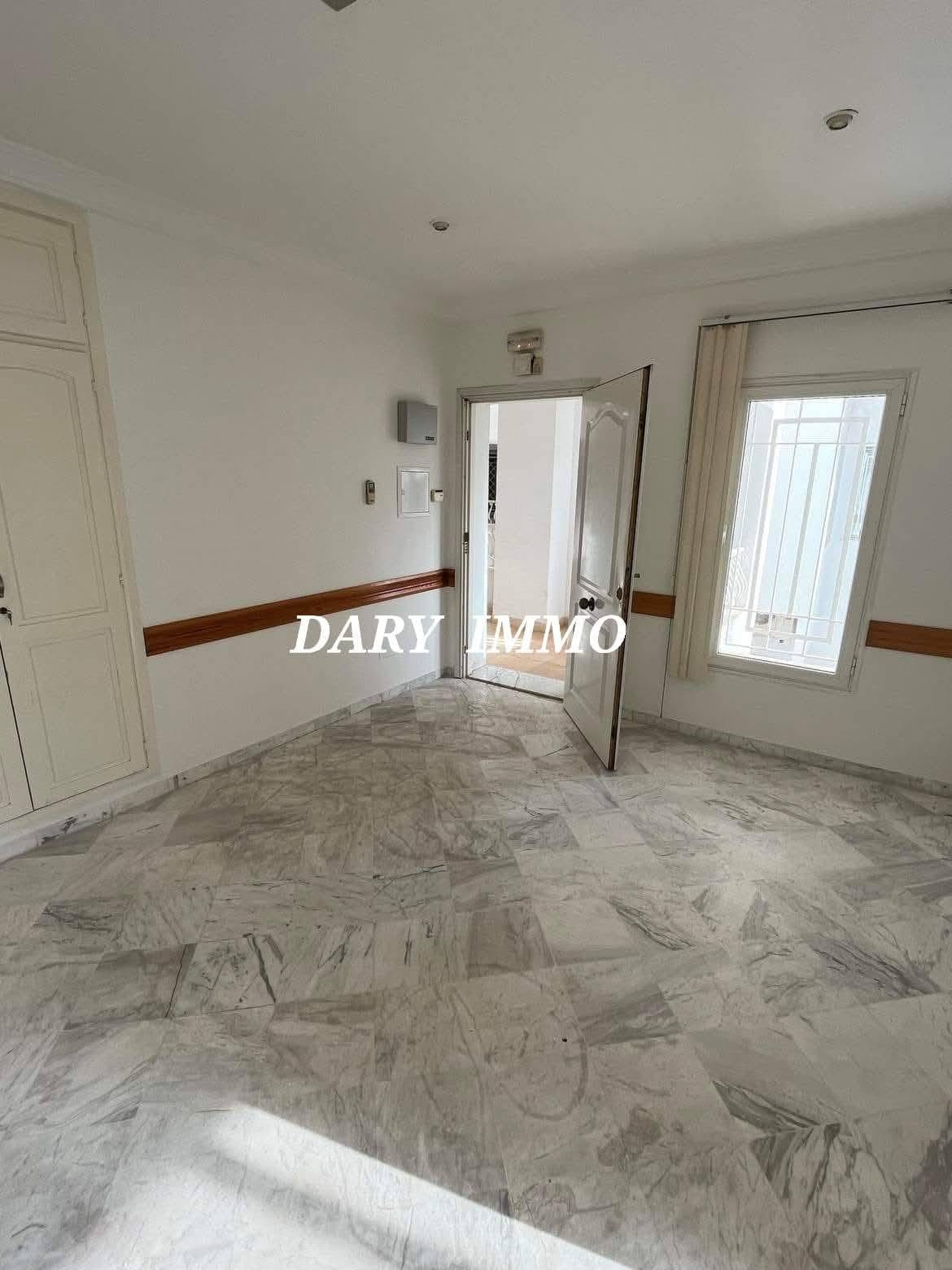 Ariana Ville&nbsp;Cite Ennasr 2&nbsp;Location&nbsp;Appart. 3 pi�ces&nbsp;S2 � usage de bureau ou cabinet m�dical �  ennasr