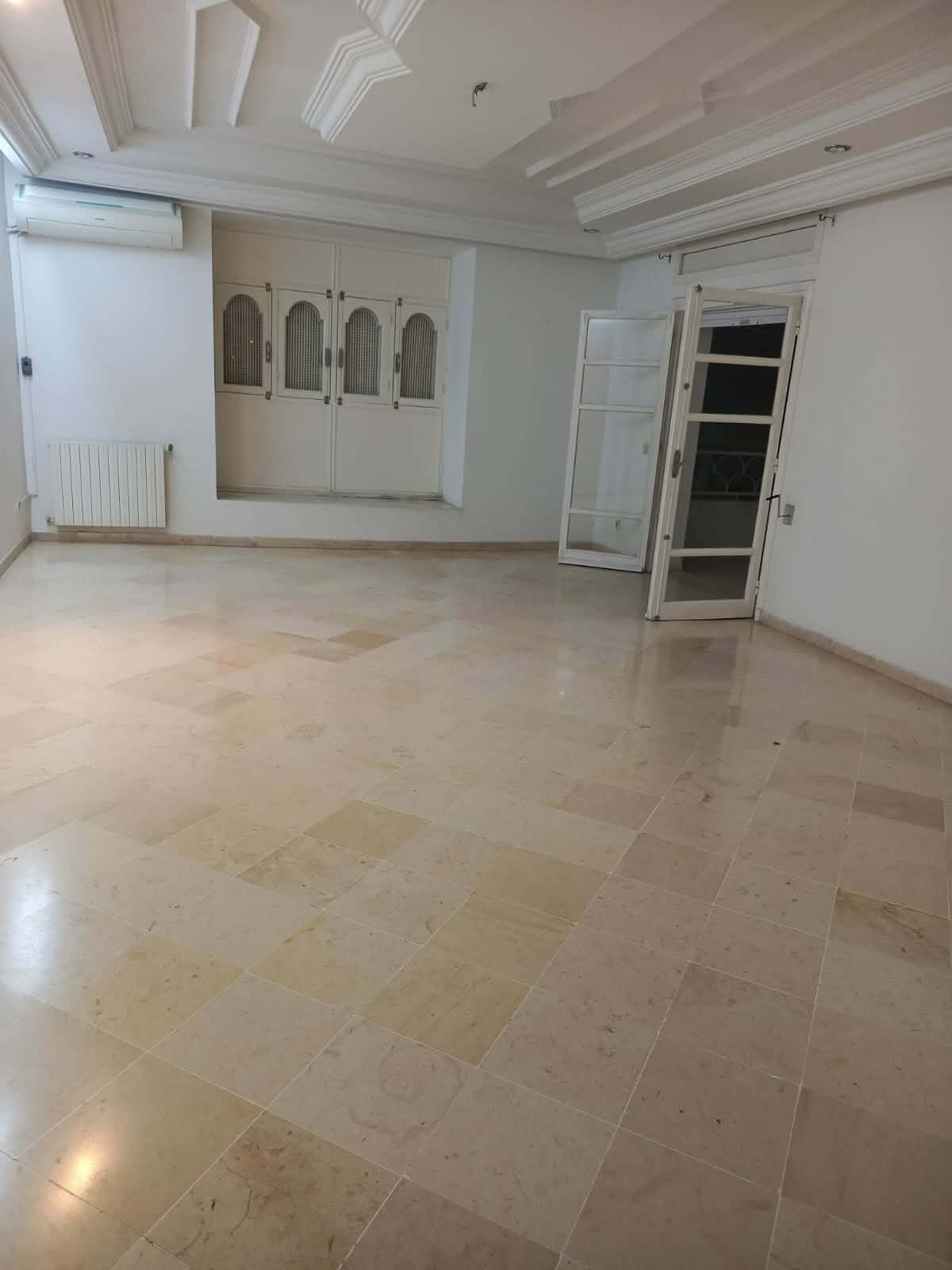 Ariana Ville Cite Ennasr 2 Location Appart. 5 pices+ Ennasr 2 emplacement idal appt s3