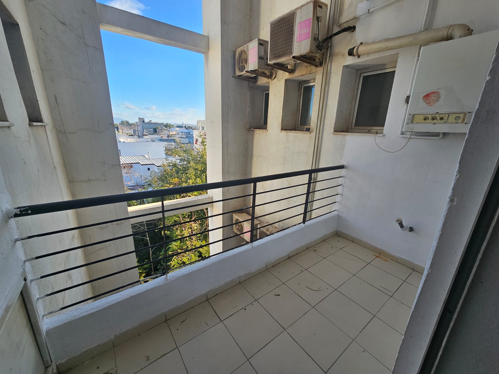 Bab Bhar Montplaisir Location Appart. 2 pices Pr bur gd appart hst pl c d affair