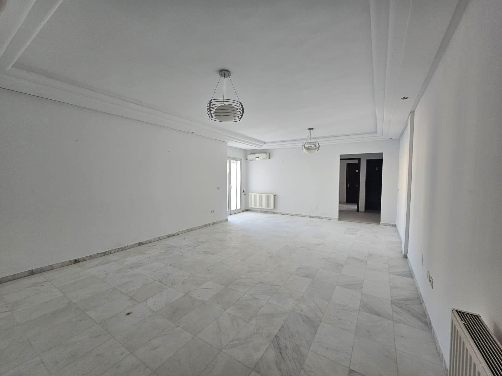 Bab Bhar Montplaisir Location Appart. 2 pices Pr bur gd appart hst pl c d affair