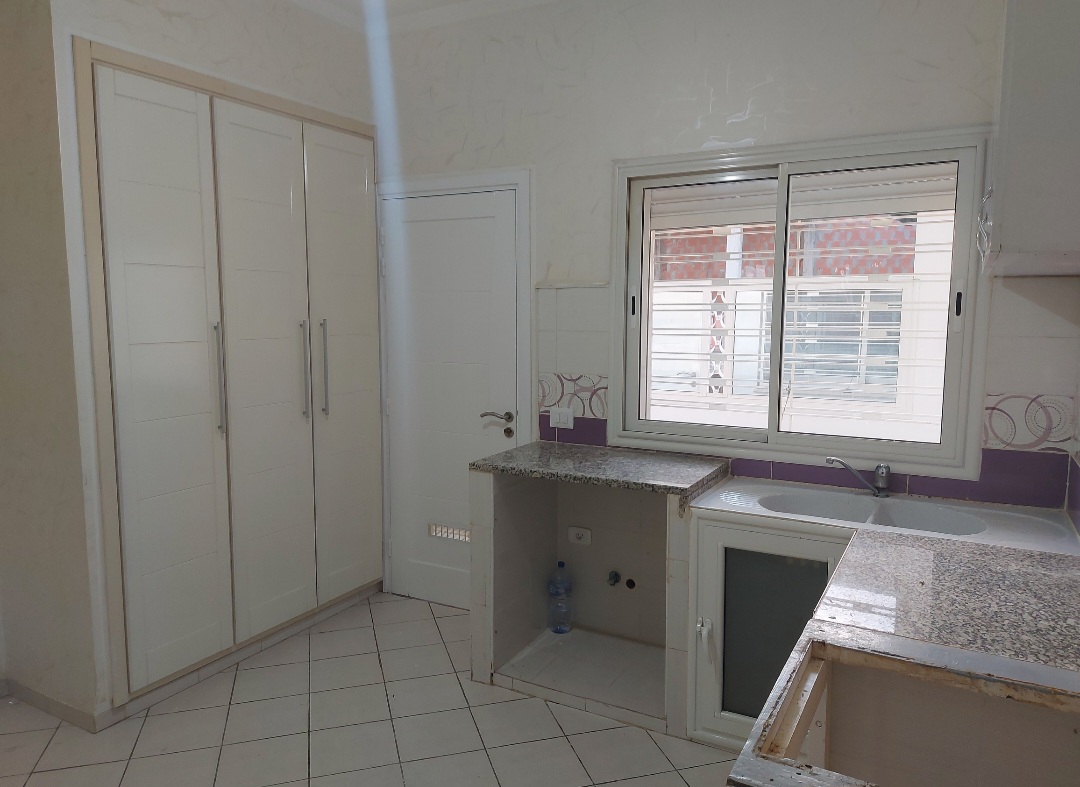 Le Bardo Bouchoucha Location Appart. 3 pices Apparemment spacieux