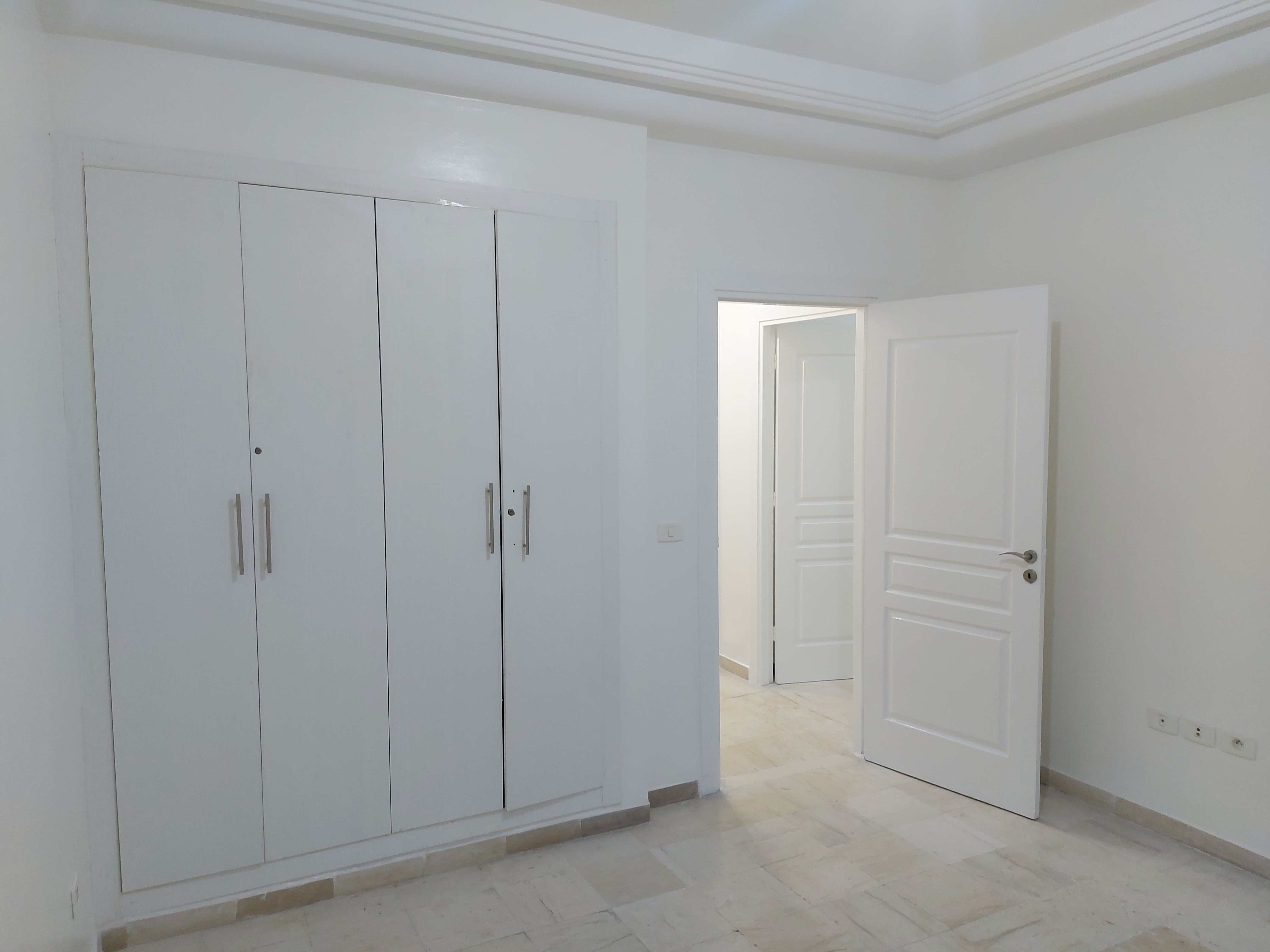 Le Bardo Le Bardo Location Appart. 4 pices Apparemment  lumineux