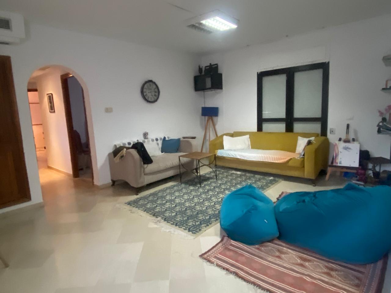 Bab Bhar&nbsp;Montplaisir&nbsp;Location&nbsp;Appart. 1 pi�ce&nbsp;A partager un appartement meublee pour fille