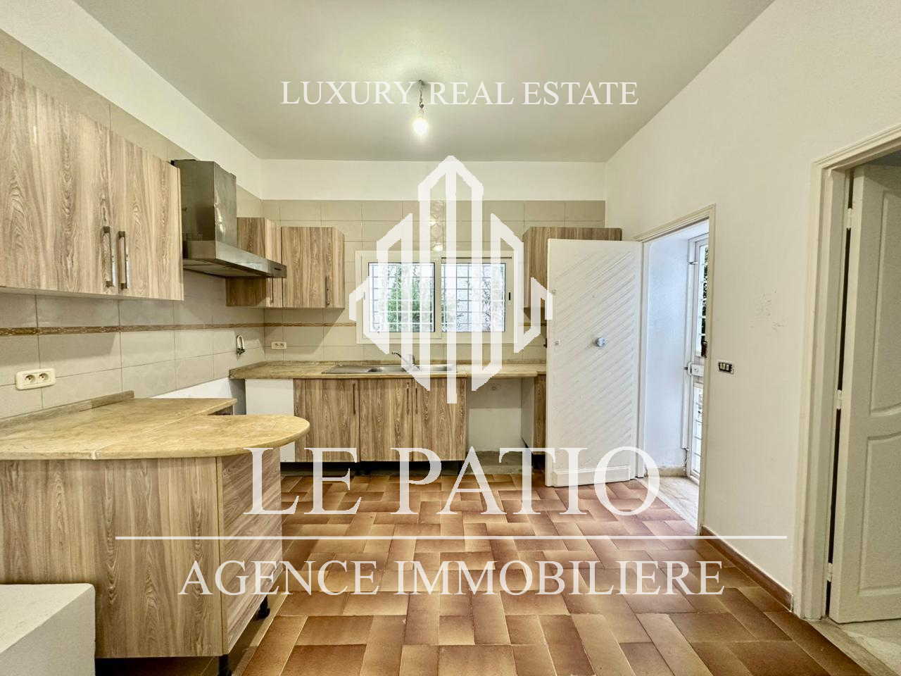 La Marsa Gammart Location Maisons Villa s4 gammarth sup