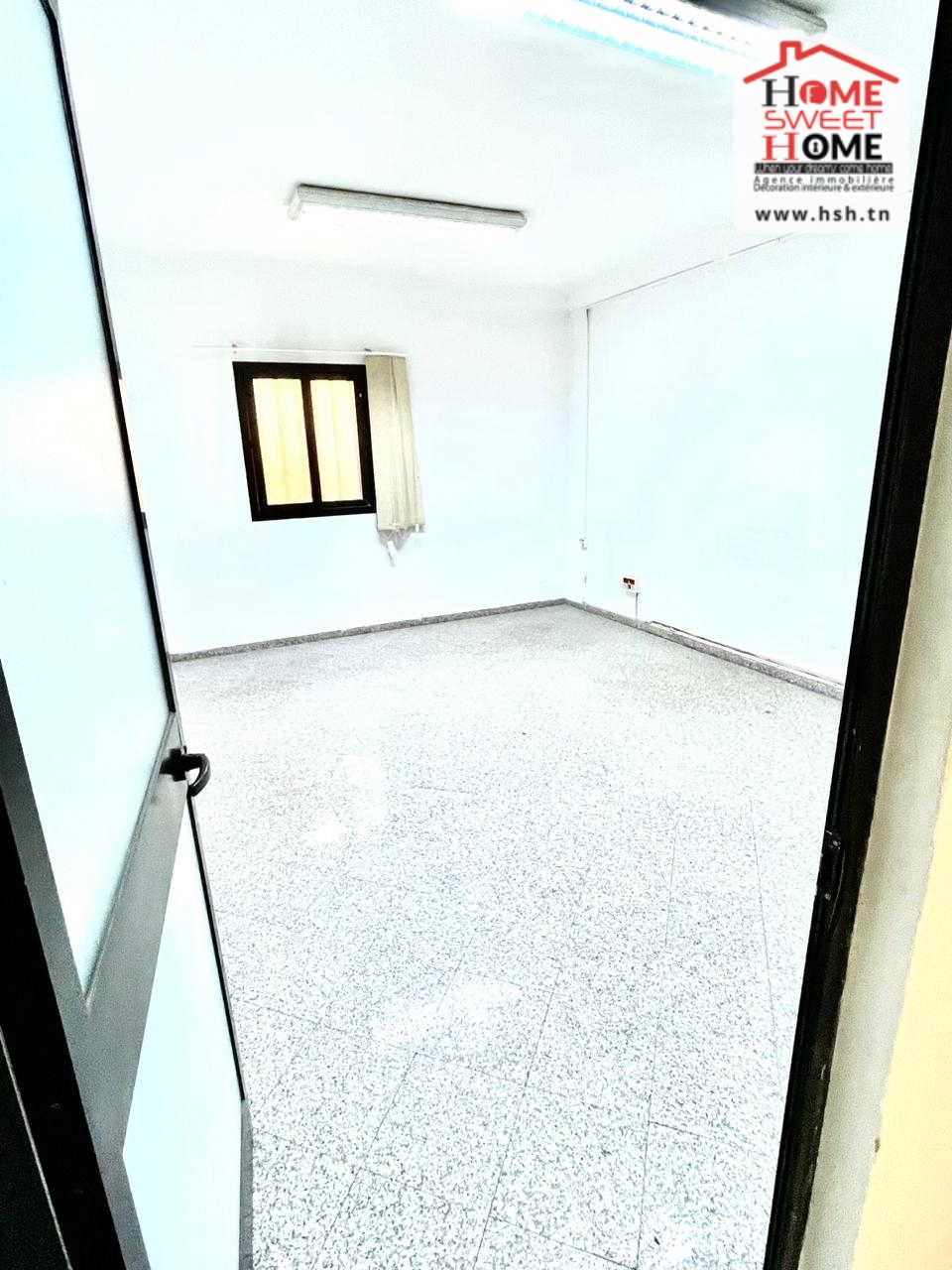 Bab Bhar Bab Bhar Location Appart. 5 pices+ Immeuble knia  beb bhar tunis