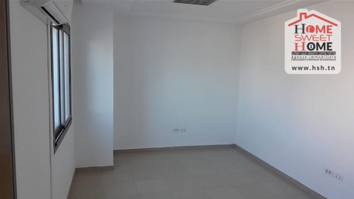 Bab Bhar Bab Bhar Bureaux & Commerces Bureau Bureau sandra h2 a monplaisir