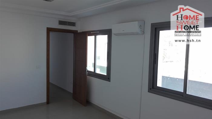 Bab Bhar Bab Bhar Bureaux & Commerces Bureau Bureau sandra h2 a monplaisir