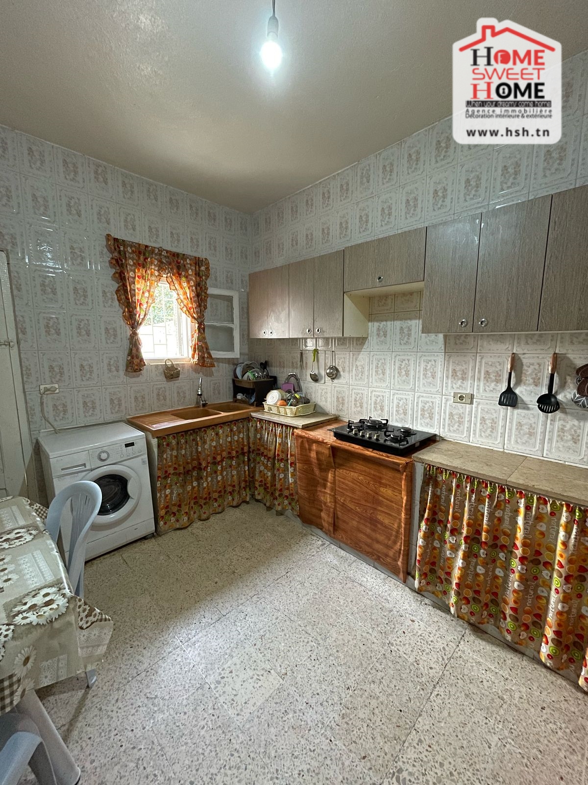 Bab Bhar&nbsp;Bab Bhar&nbsp;Vente&nbsp;Appart. 5 pi�ces+&nbsp;Immeuble koray � ibn sina