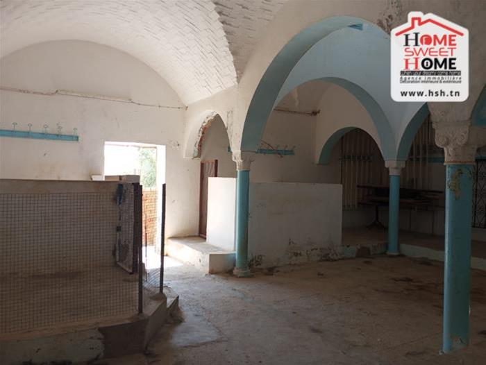 Mejez El Bab&nbsp;Mejez El Bab&nbsp;Bureaux & Commerces&nbsp;Surfaces&nbsp;Local commercial rakan � mjez beb