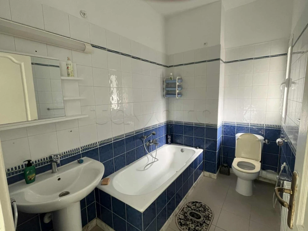 Ariana Ville Cite Ennasr 2 Location Appart. 4 pices Appart s3  ennasr 2 hedi nouira