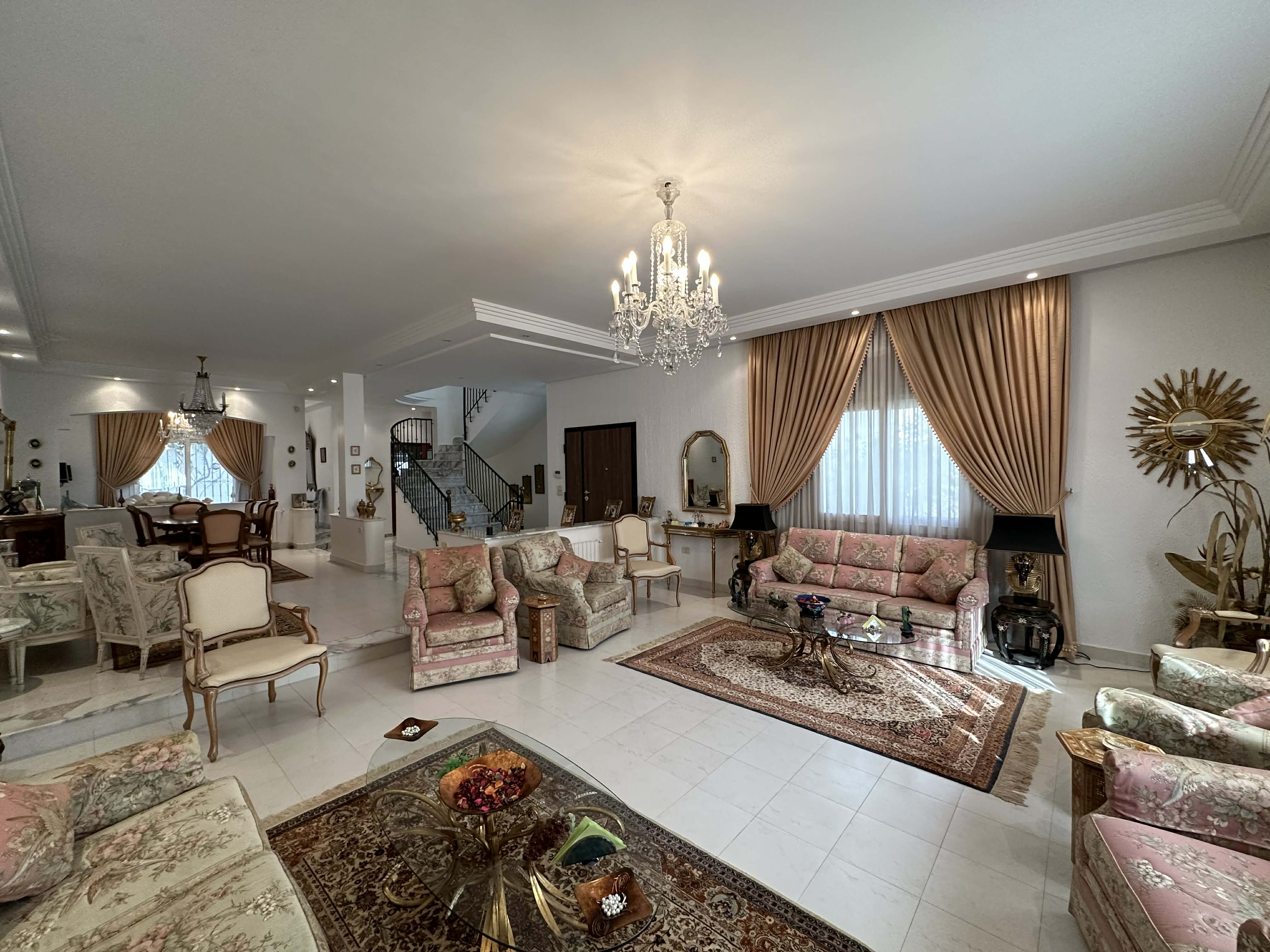 Ariana Ville&nbsp;Cite Ennasr 2&nbsp;Location&nbsp;Maisons&nbsp;Villa jumel�e s4 avec terrasse � ennasr 2