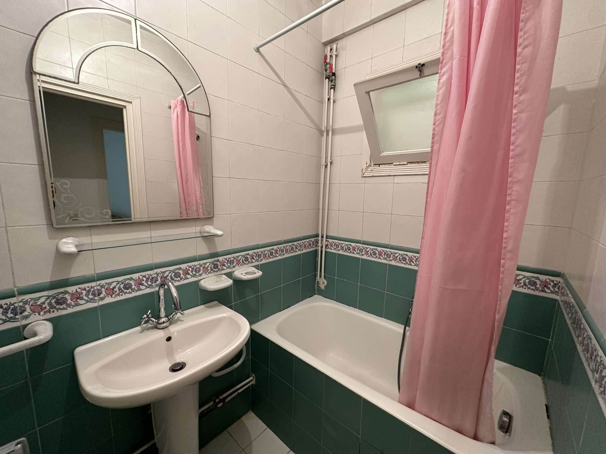 Ariana Ville&nbsp;Cite Ennasr 2&nbsp;Location&nbsp;Appart. 3 pi�ces&nbsp;Appartement s2 meubl� � ennasr 2