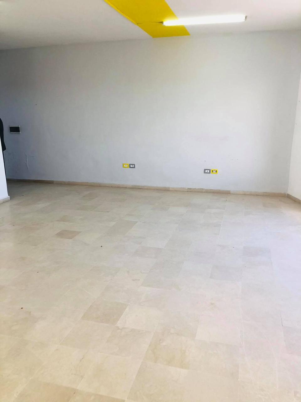 Ariana Ville&nbsp;Ariana&nbsp;Bureaux & Commerces&nbsp;Bureau&nbsp;A cote  eye clinic bureau au 3eme etage