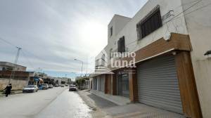 Raoued Cite El Ghazala 1 Vente Maisons Villa de 640m2 terrain et 700m2 bti