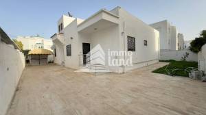 La Soukra Borj Louzir Vente Maisons Villa de 500m2 terrain et 210m2 bti