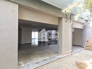 Ariana Ville&nbsp;El Menzah 5&nbsp;Vente&nbsp;Maisons&nbsp;Villa de 800 m2 sur artre principale