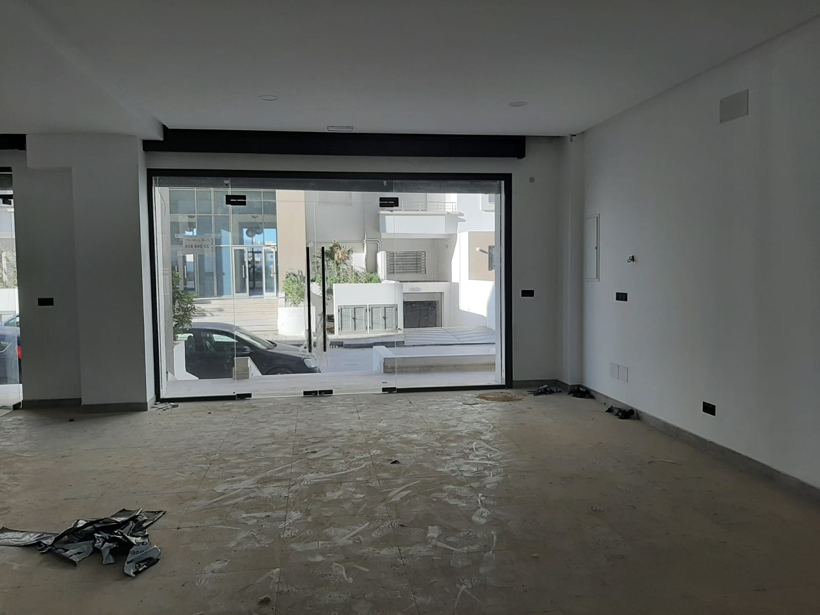 La Marsa&nbsp;El Aouina&nbsp;Bureaux & Commerces&nbsp;Fond de Commerce&nbsp;Aouina vnt fc 140m2