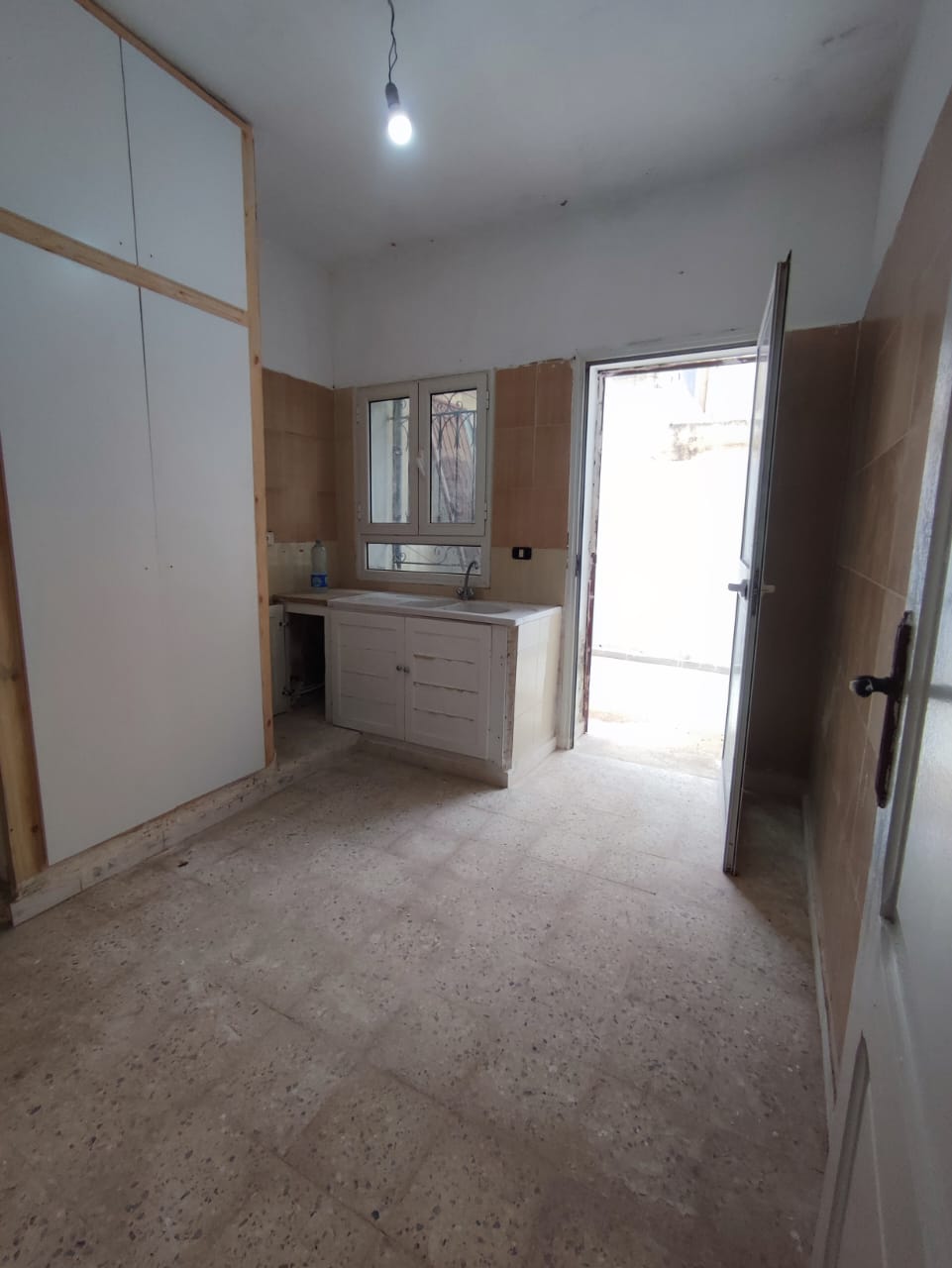 Bou Mhel El Bassatine&nbsp;Bou Mhel&nbsp;Location&nbsp;Appart. 2 pi�ces&nbsp;Studio s1 � boumhal