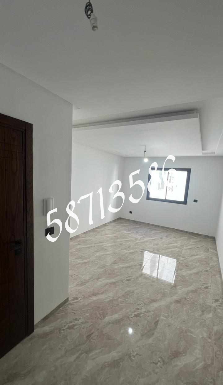 La Marsa El Aouina Location Appart. 1 pice Un grand s plus cite el wahat