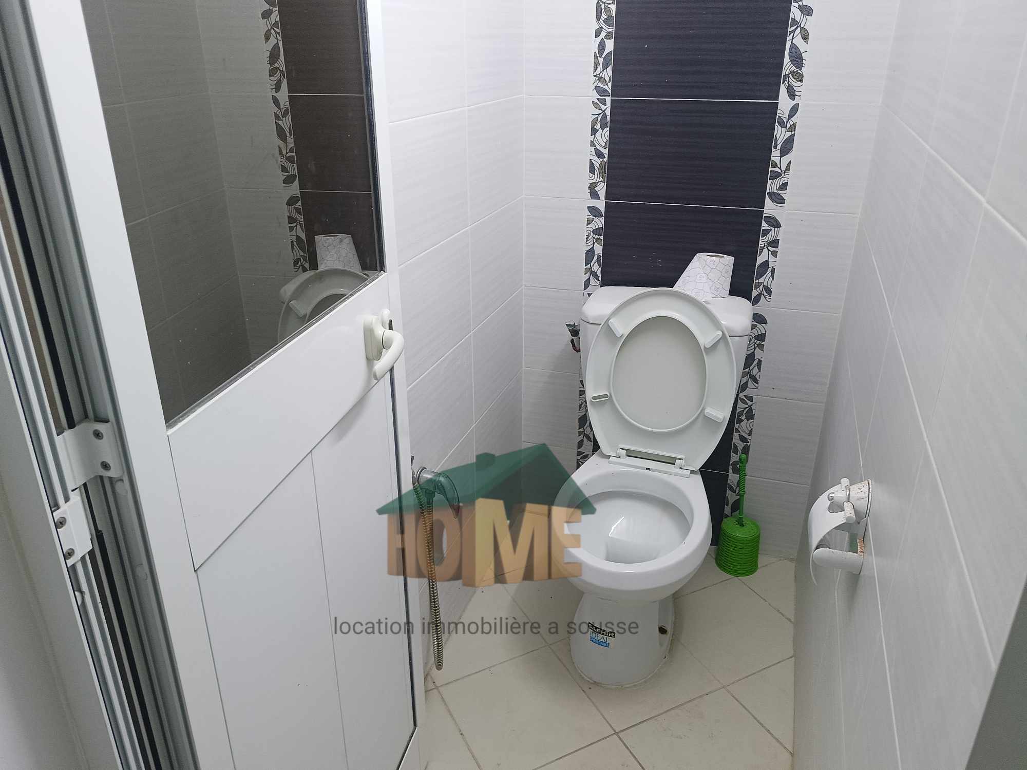 Sousse Jaouhara&nbsp;Cite Sahloul&nbsp;Location&nbsp;Appart. 3 pi�ces&nbsp;S3 a usage bureautique