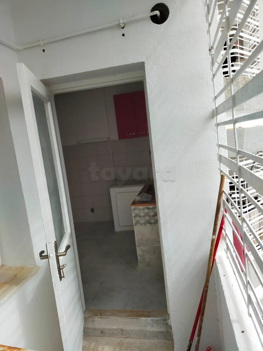 El Menzah&nbsp;El Manar 1&nbsp;Location&nbsp;Appart. 2 pi�ces&nbsp;Un spacieux appartement s1 vide � manar1