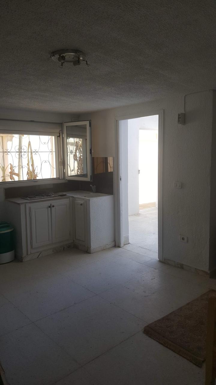 Ariana Ville&nbsp;El Menzah 5&nbsp;Location&nbsp;Appart. 1 pi�ce&nbsp;Un studio s0 meubl� pour fille � menzah5