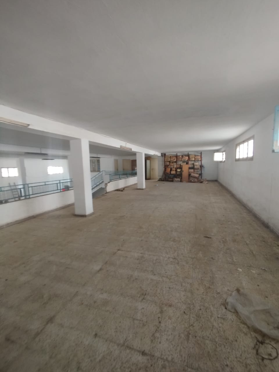 La Marsa&nbsp;Berge Du Lac&nbsp;Vente&nbsp;Surfaces&nbsp;Un grand d�p�t de 1821 m2 au coeur du lac3