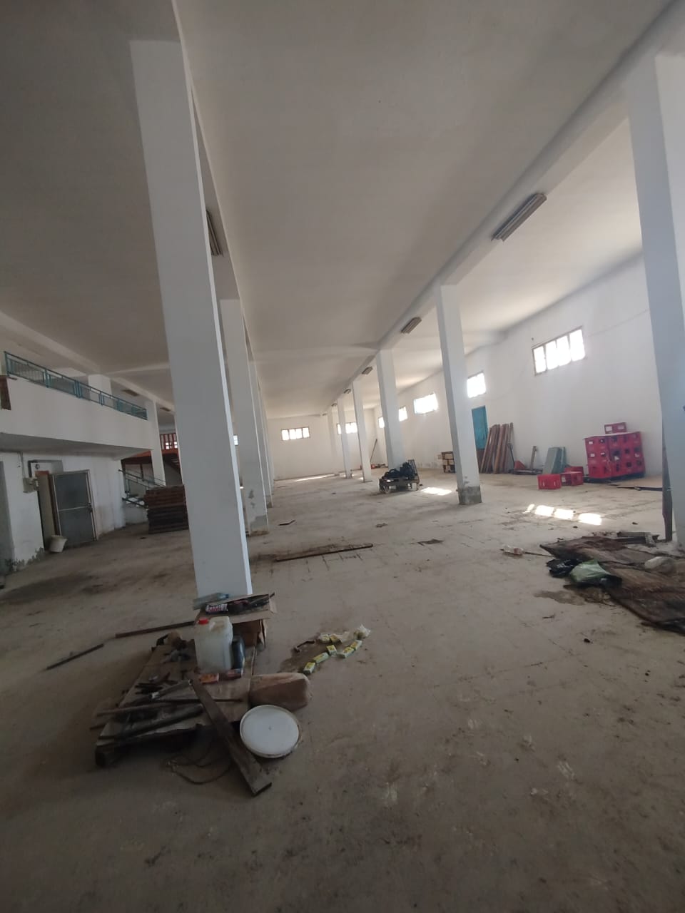 La Marsa&nbsp;Berge Du Lac&nbsp;Vente&nbsp;Surfaces&nbsp;Un grand d�p�t de 1821 m2 au coeur du lac3