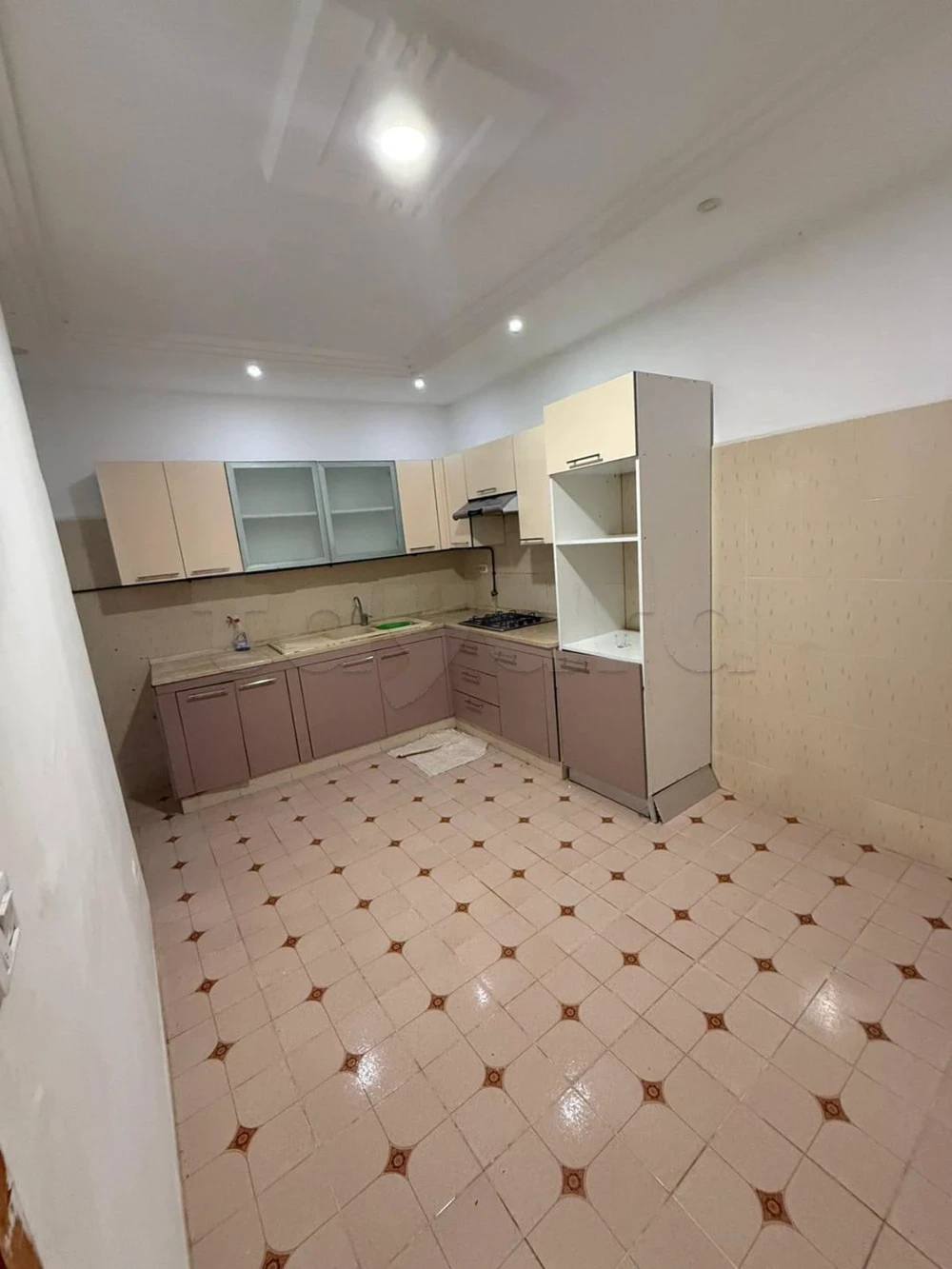 Mnihla&nbsp;Jardins d'el Menzah&nbsp;Location&nbsp;Appart. 4 pi�ces&nbsp;Un spacieux rdc de villa s3 habitation ou bureau