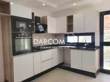 La Soukra Chotrana 1 Vente Appart. 4 pices S3 au rez de chause avec jardin