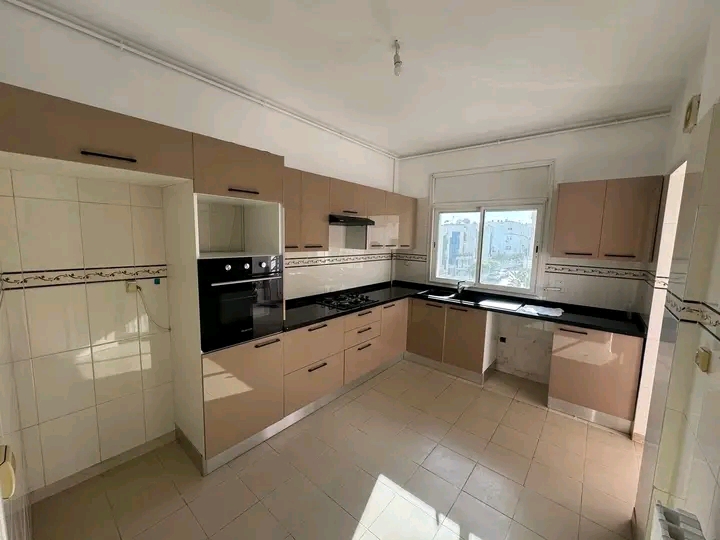 Ariana Ville Cite Ennasr 2 Location Appart. 4 pices Un appart s 3 cit nasr 2