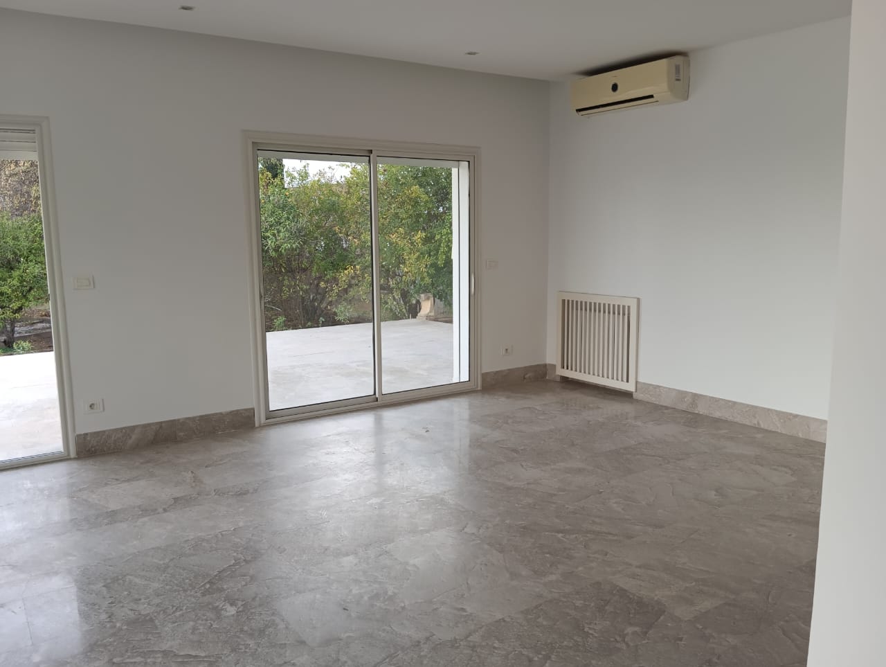 El Menzah Mutuelle Ville Location Maisons Villa s 3 avec jardin