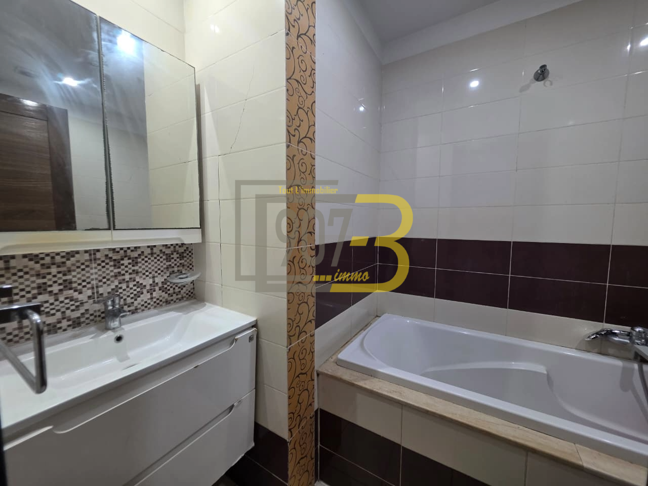 Mnihla&nbsp;Jardins d'el Menzah&nbsp;Location&nbsp;Appart. 2 pi�ces&nbsp;Un appartement s2 meubl� � jardin el menzah 2