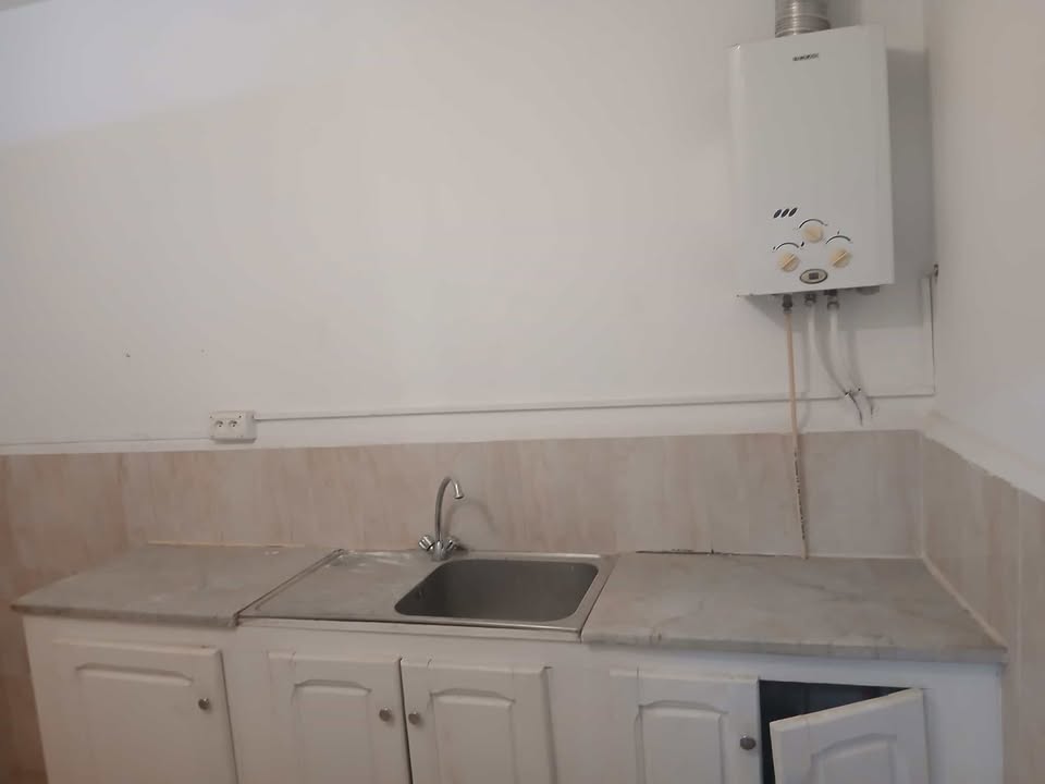 El Mourouj&nbsp;El Mourouj&nbsp;Location&nbsp;Autre&nbsp;Rdc d'un studio abed el hmid mrj 1