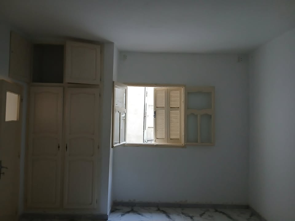 El Mourouj&nbsp;El Mourouj&nbsp;Location&nbsp;Maisons&nbsp;Premier �tage mnawer mj4