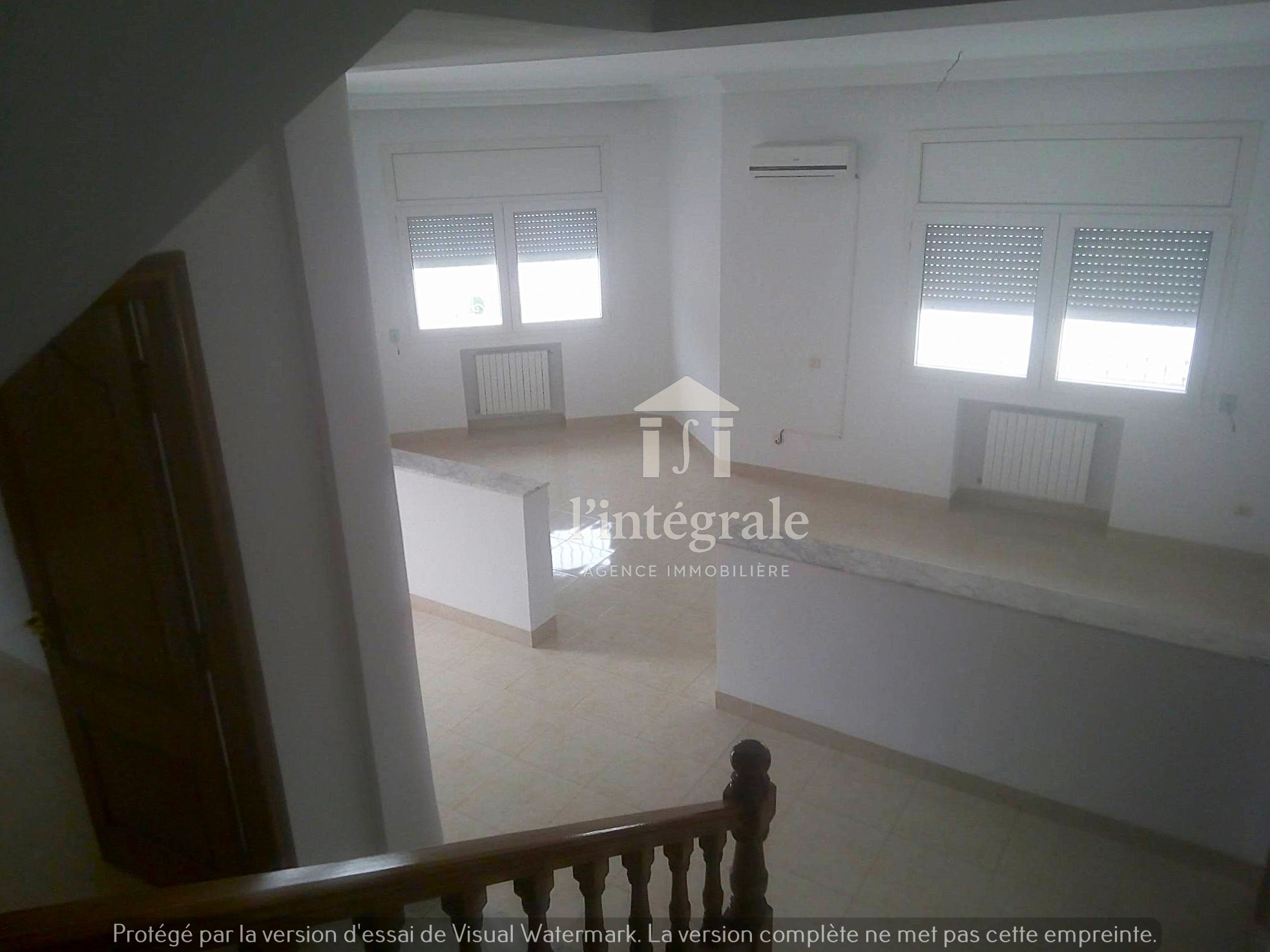 Mnihla Jardins d'el Menzah Location Maisons Villa de 3 niveaux cit lfaouz