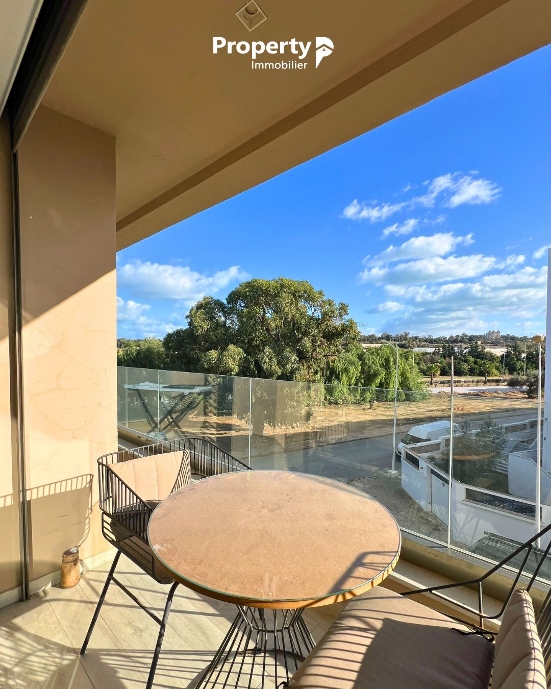 La Marsa Sidi Daoud Location Appart. 1 pice Charmant s1 meubl avec balcon et vue dgage