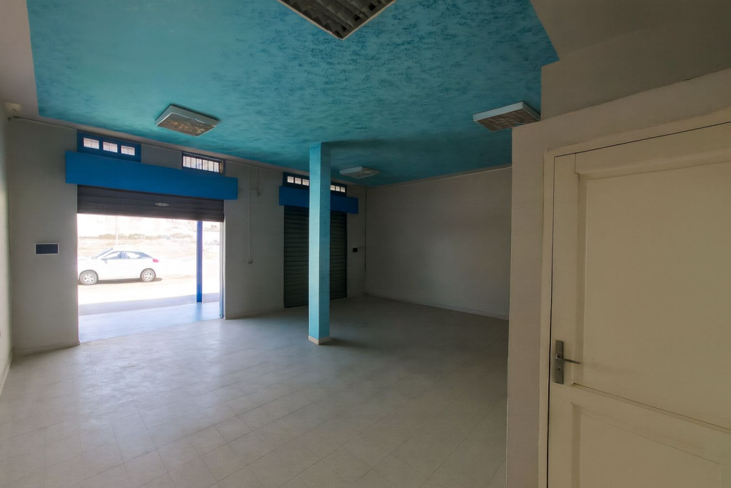 El Mourouj Cite El Mourouj 3 Bis Bureaux & Commerces Fond de Commerce Local 50 m en grance libre mrj